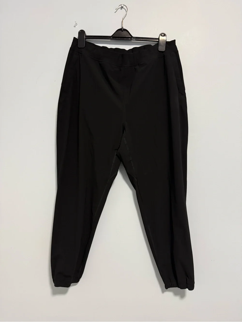 Lululemon Women's On The Fly Pant 7/8 Size 16 Color Black